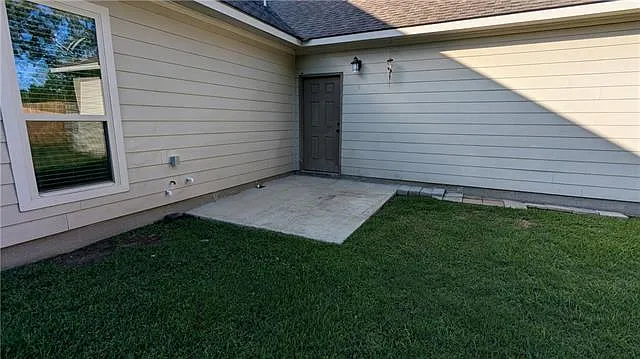 9725 Kinglet Dr — Photo 10