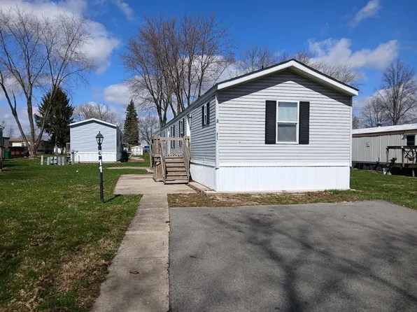 311 Carriage Lane Est #311, Streator, IL 61364