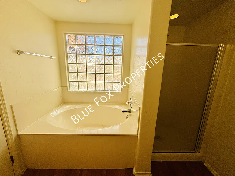 10451 N Calle Verano Seco — Photo 13