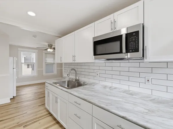 646 Summer St Floor 2, Manchester, NH 03103