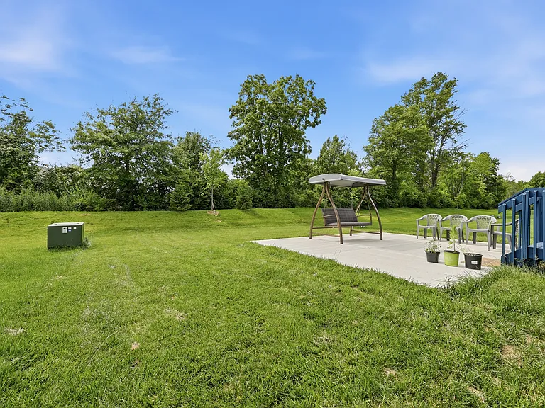 Boone Dr — Photo 21