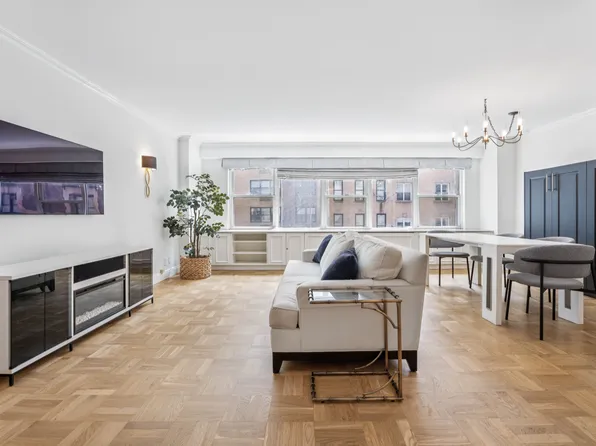 136 East 56th Street 4J image 3 of 8
