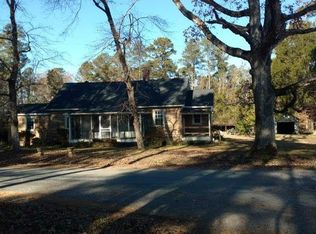 18616 Lebanon Rd, Spring Grove, VA 23881