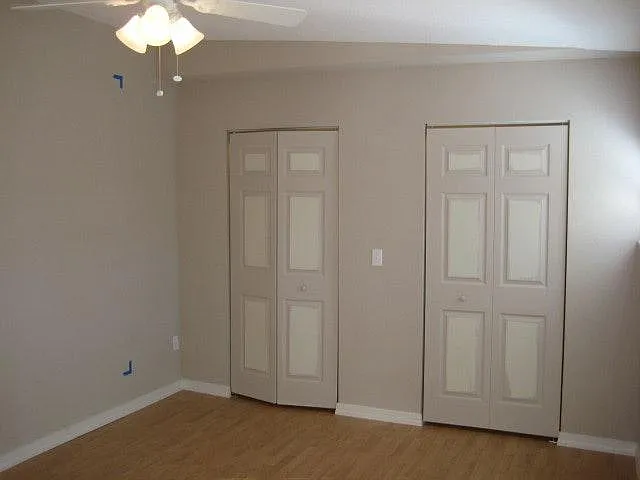 2132 Riviera Dr — Photo 13