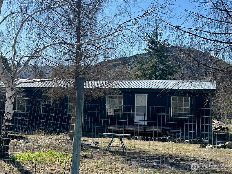1st image of 139 Valley Rd.