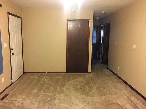 Upstairs living room3