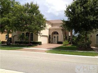 1233 Canyon Way, Wellington, FL 33414