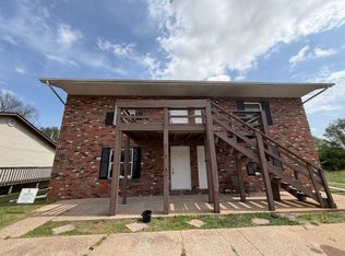 115 Jerome St, Cahokia, IL 62206