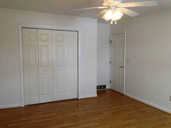 8220 Vicksburg Pl — Photo 3