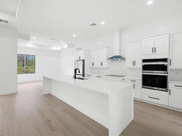 2908 58th AVE NE, NAPLES, FL 34120