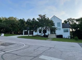 2405 Rollingwood Dr, West Lake Hills, TX 78746