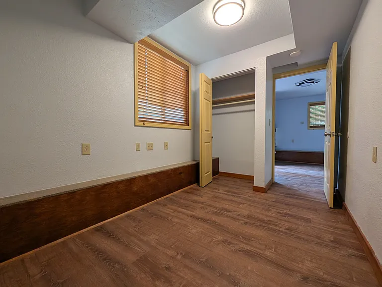 5819 Bayview Ave #IN LAW — Photo 6