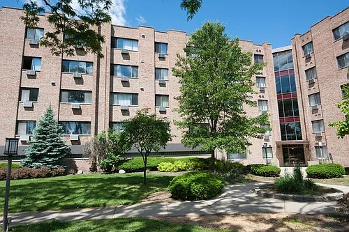 5348 N Cumberland Ave #410 Photo 1
