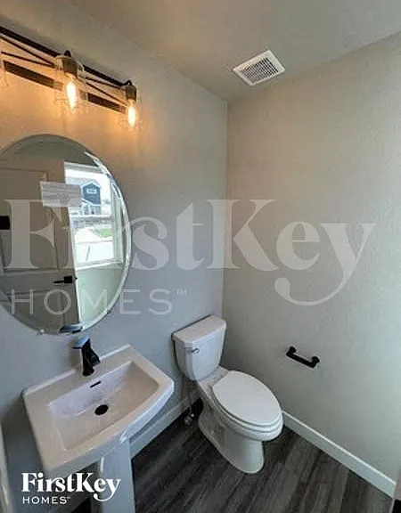 10166 Luneth Dr — Photo 8