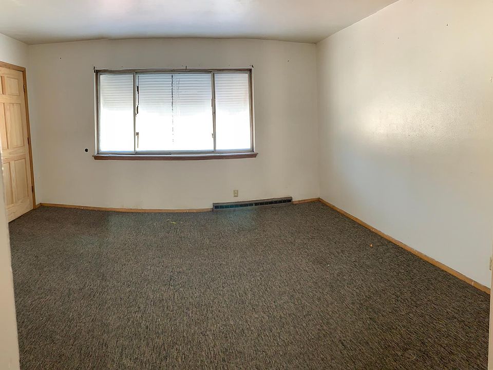 2nd image of 4774 N 79th St