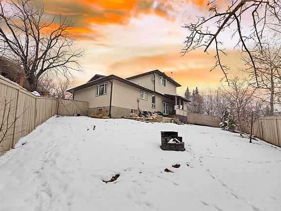 4th image of 436 W Ranchridge Bay NW