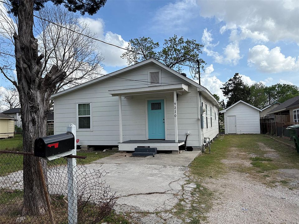 1st image of 9210 E Avenue O