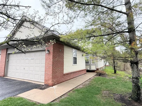 716 Palmer Dr, Pontiac, MI 48342