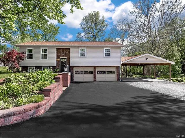 728 Lake Ave photo 1