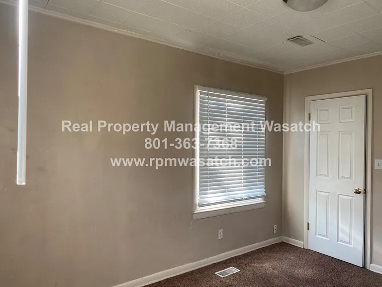 866 S McClelland St — Photo 28