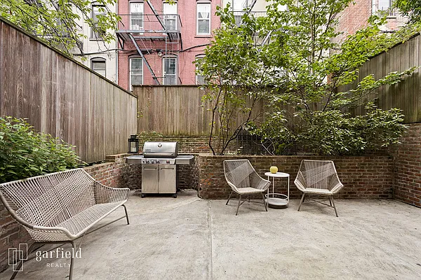 Rented by Garfield Realty  | media 20