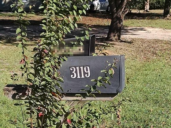2nd image of 3119 Sylvester Dr