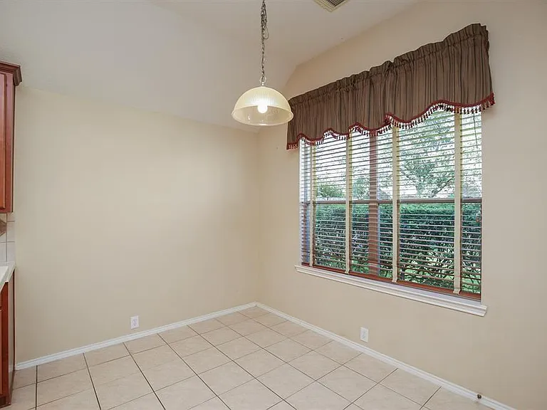 20502 Pioneer Bend Ct — Photo 14