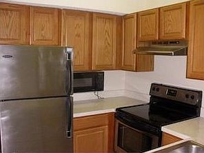 2nd image of 841 Lyons Rd APT 24207