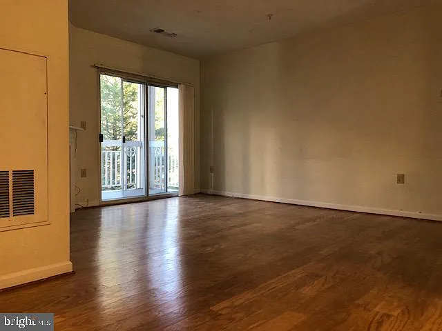 2204 Westcourt Ln #309 — Photo 11