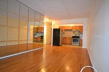 Rented by Silverstein Collection LLC 