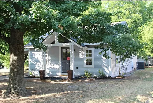 404 Cherry St Photo 1 404 Cherry St Photo 1