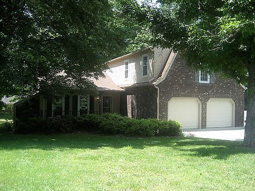 1st image of 1835 Northwood Dr