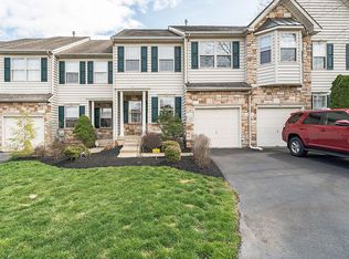 1803 Creekview Ln, Jamison, PA 18929