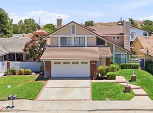 26060 Sombras Ct, Santa Clarita, CA 91355