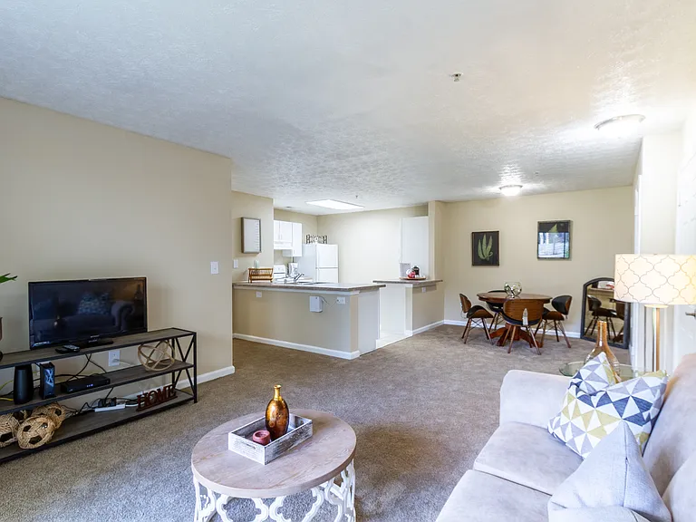Bridle Creek Apartments — Photo 11