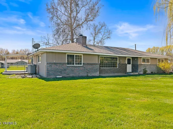 12106 Wide Hollow Rd, Yakima, WA 98908