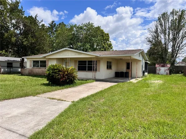 4 Clifford Dr, Beverly Hills, FL 34465