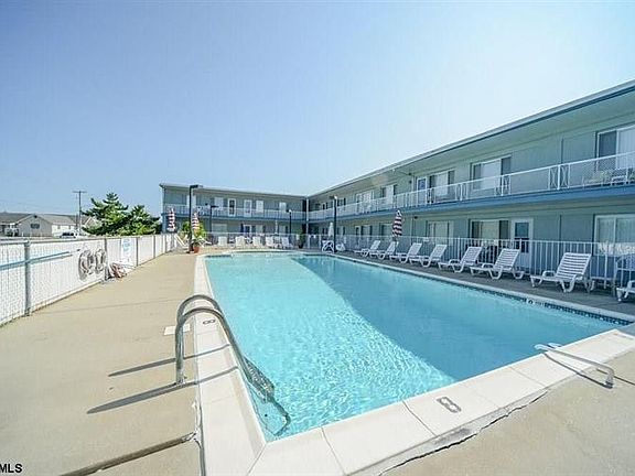 2nd image of 3313 Bay Ave APT 32