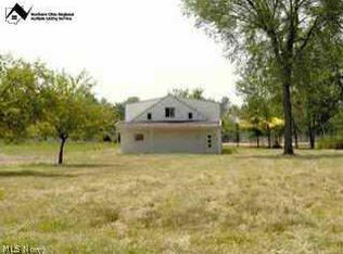 17958 Prospect Rd, Strongsville, OH 44149