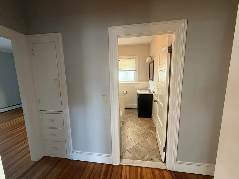 116 4th St #1 — Photo 10