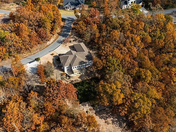 4th image of 1 Pamona Cir