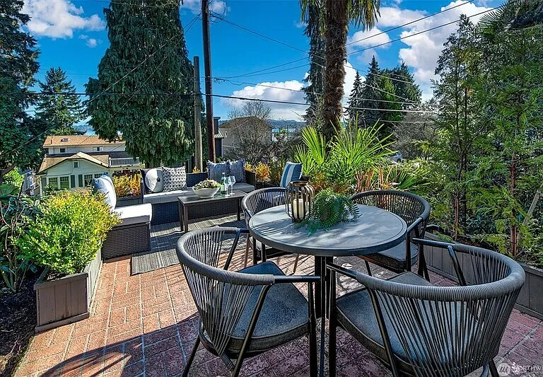 707 Lake Washington Blvd S — Photo 5