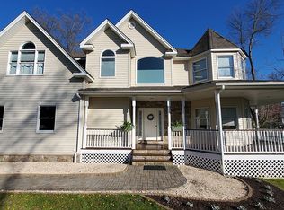 51 Main St, Tappan, NY 10983