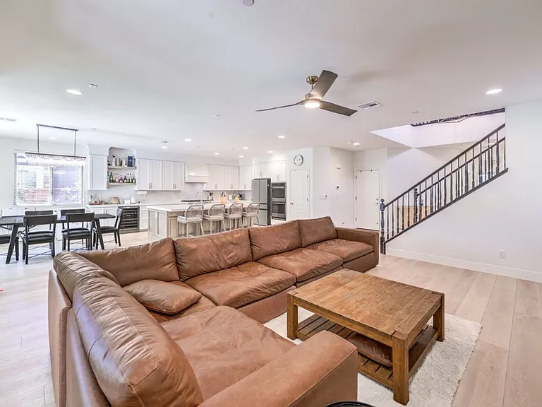 2815 Shining Sun Way — Photo 5