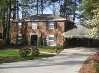 1102 Pond St, Cary, NC 27511