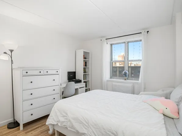 1831 Madison Avenue image 5 of 8