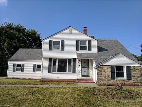 3rd image of 19017 Wickfield Ave