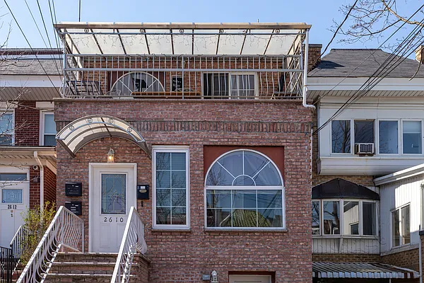 Rented by Keller Williams NYC | media 25