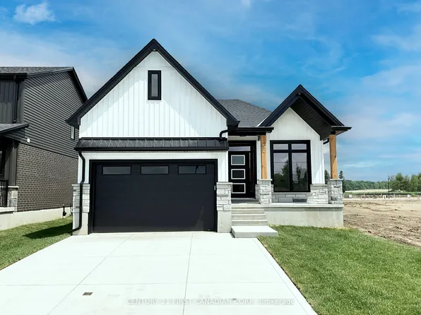 7 Postma Cres, North Middlesex, ON N0M 1A0
