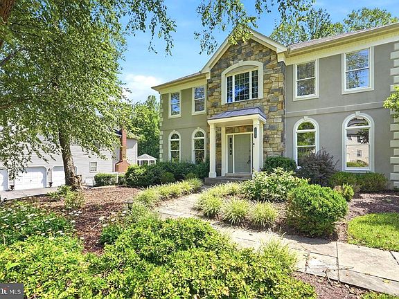 3rd image of 1284 Cobble Pond Way